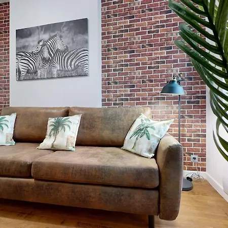 Hiver Magnifique 2 Pieces Rdc Proche Centre-ville Apartment Reims